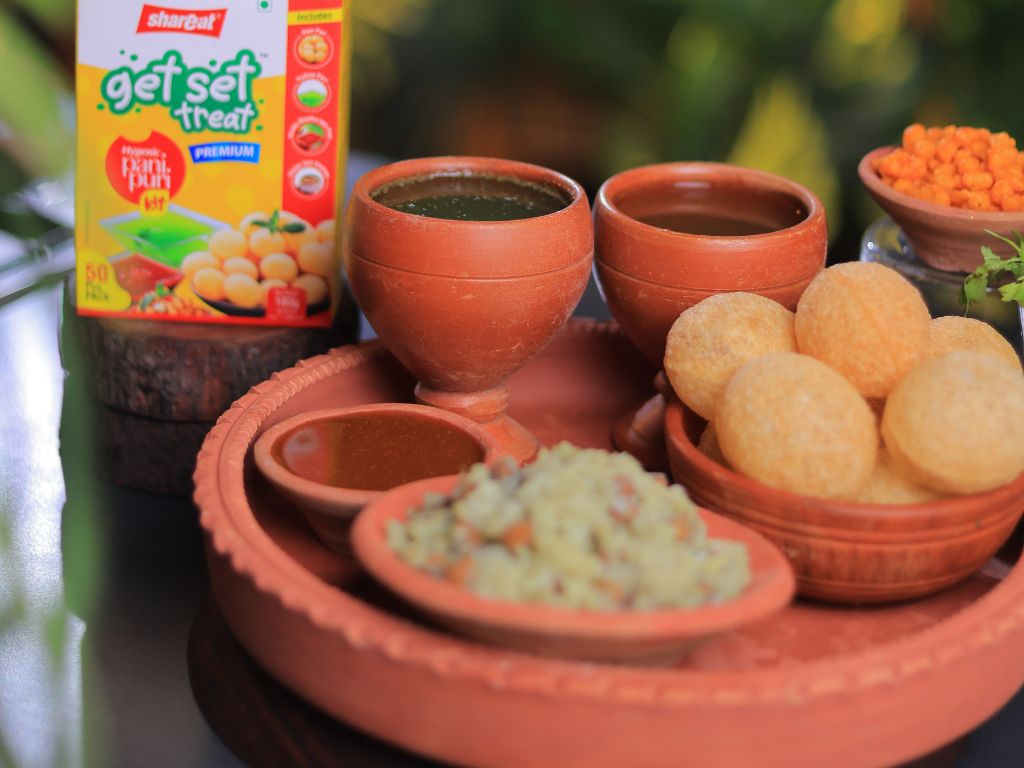 Panipuri Packet Pleasure: Your Gateway to Authentic Indian Street Food!